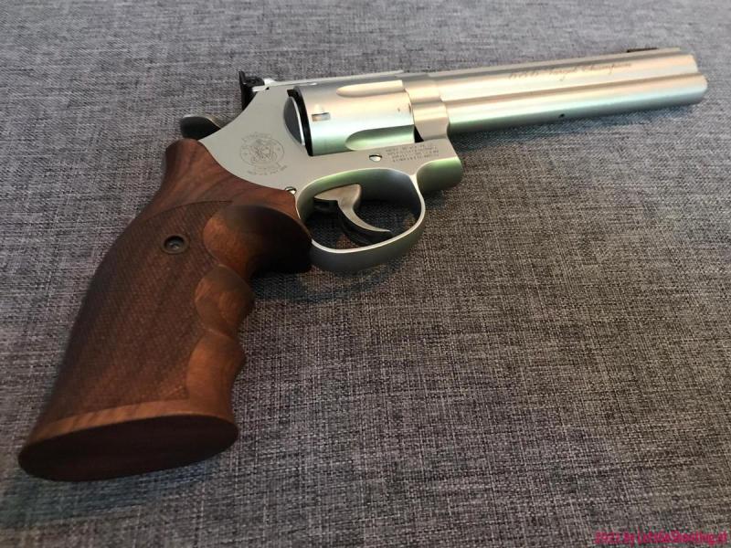 S&W 686 Target Champion