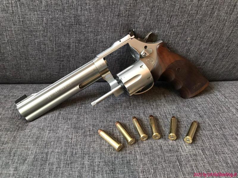 S&W 686 Target Champion