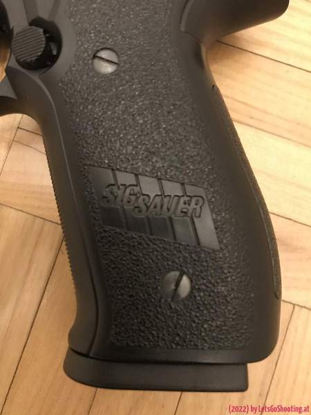 Sig-Sauer-Mosquito-09