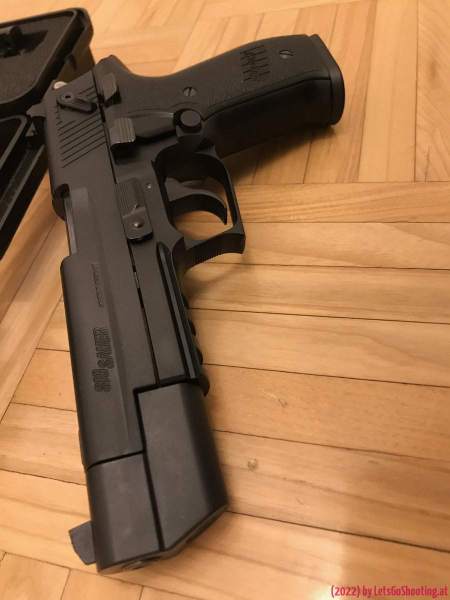 Sig-Sauer-Mosquito-14