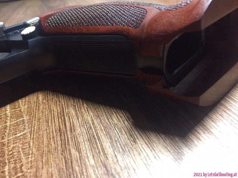 SIG-SAUER P210 LEGEND 16