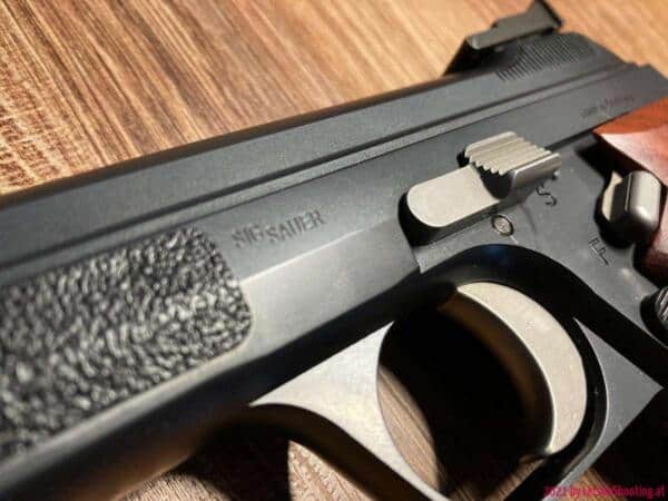 SIG-SAUER P210 LEGEND 13