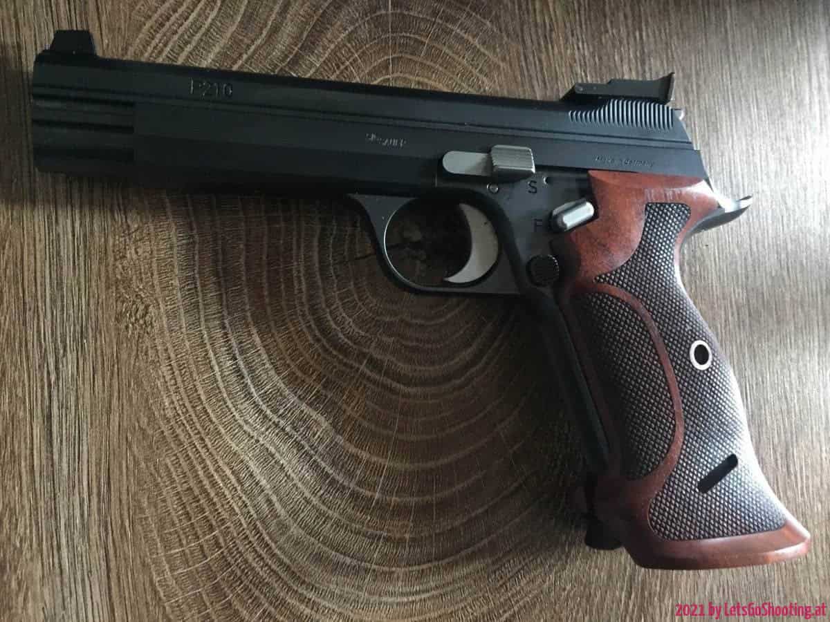 SIG-SAUER P210 LEGEND 01 SIG-SAUER P210 LEGEND 01