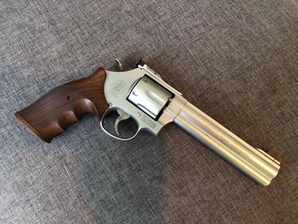 S&W 686 Target Champion S&W 686 Target Champion