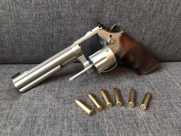S&W 686 Target Champion S&W 686 Target Champion